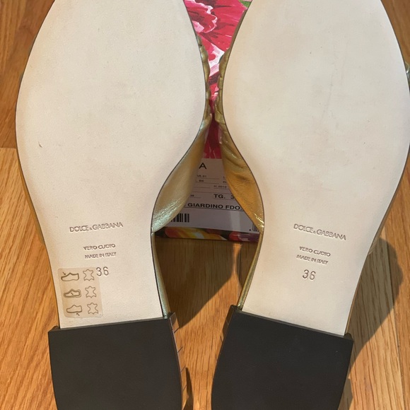 Dolce & Gabbana metallic gold with blue and red flower slides /sandals 36 - Picture 11 of 12